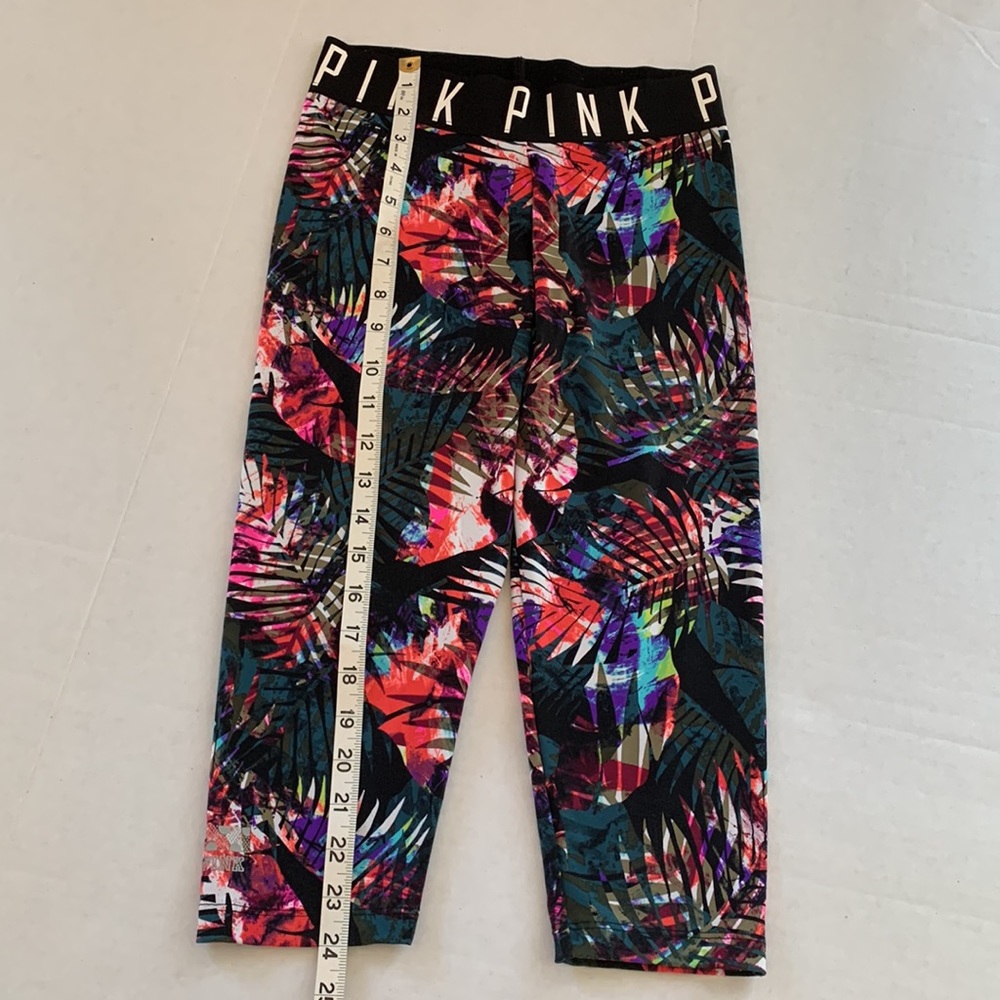 PINK Victoria’s Secret XS Capri Leggings - Picture 8 of 9